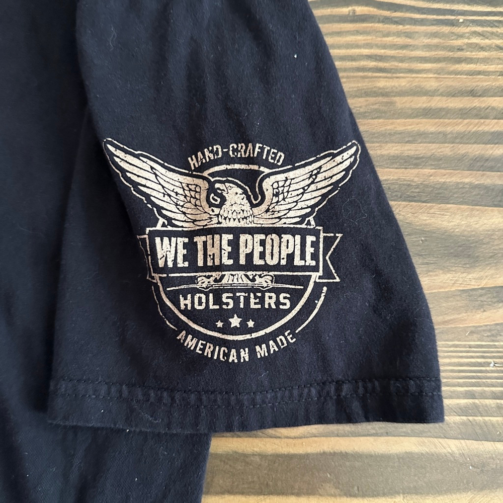 Men’s We The People Holsters Black Graphic Tee L USA Flag Rifle Shirt - Picture 3 of 7